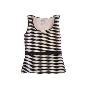 White House Black Market sleeveless Textured top size small